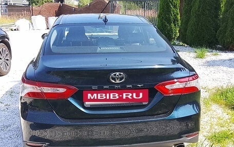Toyota Camry, 2018 год, 2 200 000 рублей, 5 фотография
