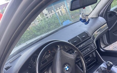 BMW 5 серия, 1998 год, 600 000 рублей, 12 фотография