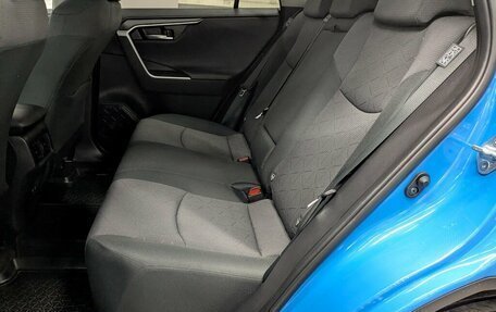 Toyota RAV4, 2019 год, 2 525 000 рублей, 3 фотография