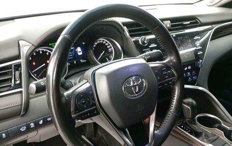 Toyota Camry, 2019 год, 2 479 000 рублей, 6 фотография