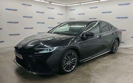 Toyota Camry, 2024 год, 3 750 000 рублей, 2 фотография