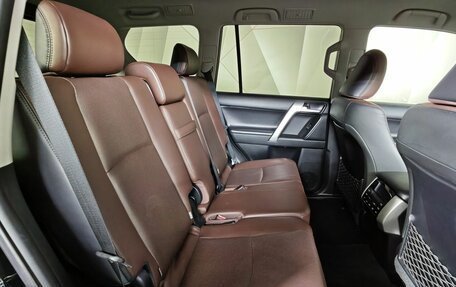 Toyota Land Cruiser Prado 150 рестайлинг 2, 2019 год, 5 299 000 рублей, 15 фотография