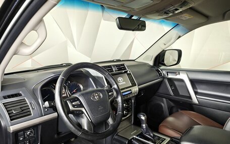 Toyota Land Cruiser Prado 150 рестайлинг 2, 2019 год, 5 299 000 рублей, 18 фотография