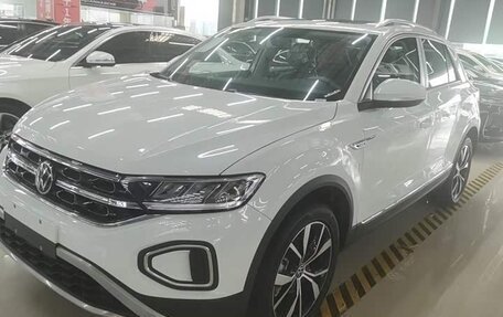Volkswagen T-Roc I, 2026 год, 2 150 000 рублей, 1 фотография