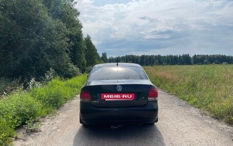Volkswagen Polo VI (EU Market), 2015 год, 1 050 000 рублей, 3 фотография