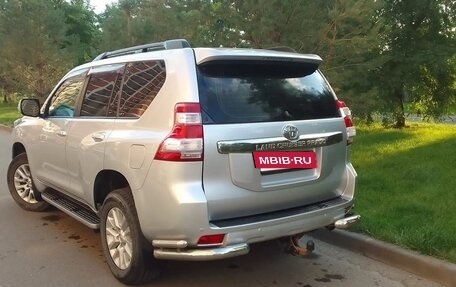 Toyota Land Cruiser Prado 150 рестайлинг 2, 2014 год, 3 250 000 рублей, 3 фотография
