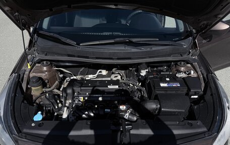 Hyundai Solaris II рестайлинг, 2015 год, 880 000 рублей, 16 фотография