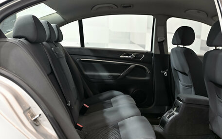 Skoda Superb III рестайлинг, 2007 год, 600 000 рублей, 20 фотография