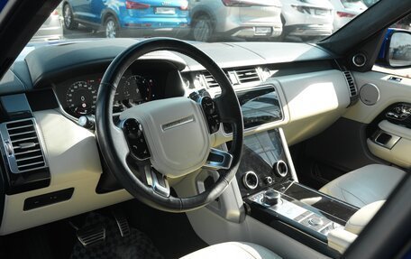 Land Rover Range Rover IV рестайлинг, 2018 год, 6 100 000 рублей, 10 фотография