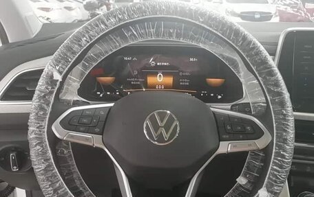 Volkswagen T-Roc I, 2026 год, 2 150 000 рублей, 7 фотография