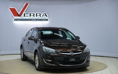 Opel Astra J, 2013 год, 650 000 рублей, 3 фотография