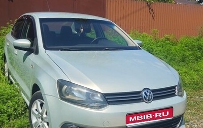 Volkswagen Polo VI (EU Market), 2012 год, 750 000 рублей, 1 фотография