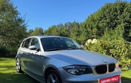 BMW 1 серия, 2009 год, 950 000 рублей, 1 фотография