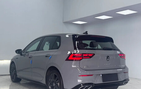 Volkswagen Golf VIII, 2023 год, 1 950 000 рублей, 6 фотография