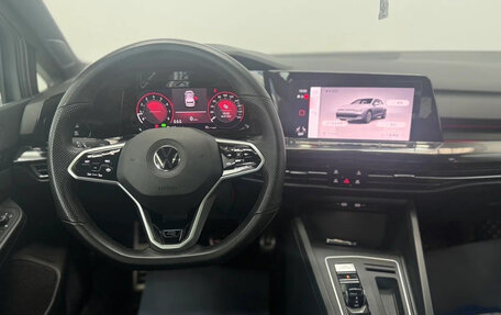 Volkswagen Golf VIII, 2023 год, 1 950 000 рублей, 13 фотография