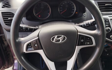 Hyundai Solaris II рестайлинг, 2012 год, 690 000 рублей, 13 фотография