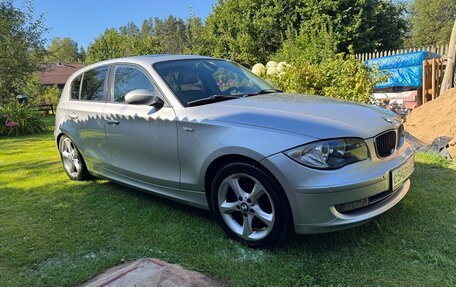 BMW 1 серия, 2009 год, 950 000 рублей, 2 фотография