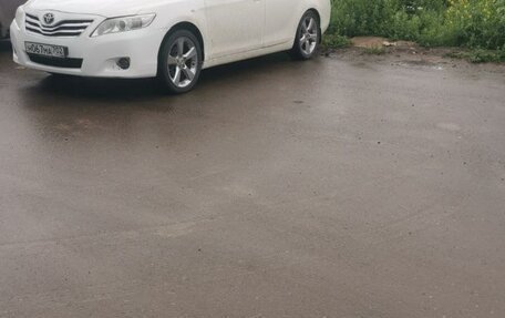 Toyota Camry, 2008 год, 850 000 рублей, 2 фотография