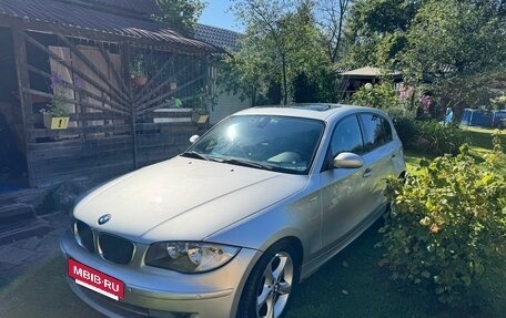 BMW 1 серия, 2009 год, 950 000 рублей, 7 фотография