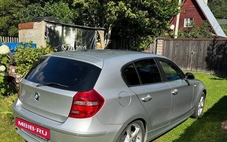 BMW 1 серия, 2009 год, 950 000 рублей, 4 фотография