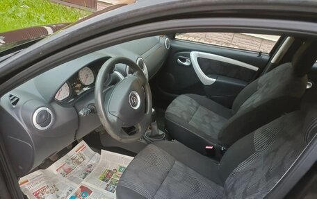 Renault Sandero I, 2010 год, 650 000 рублей, 3 фотография