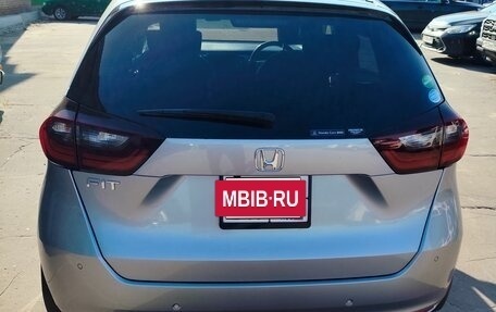 Honda Fit, 2020 год, 1 510 000 рублей, 6 фотография