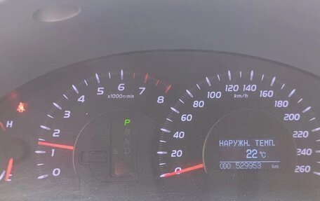 Toyota Camry, 2011 год, 700 000 рублей, 7 фотография