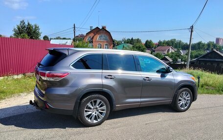 Toyota Highlander III, 2014 год, 3 149 000 рублей, 5 фотография