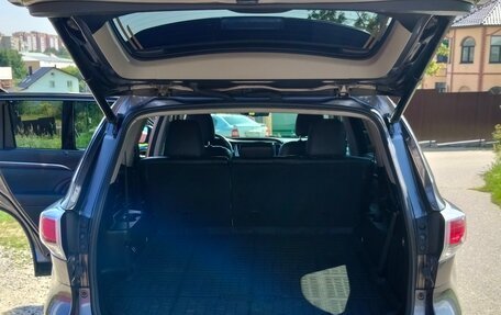 Toyota Highlander III, 2014 год, 3 149 000 рублей, 8 фотография