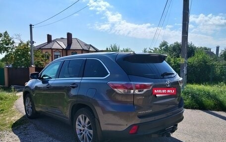 Toyota Highlander III, 2014 год, 3 149 000 рублей, 7 фотография