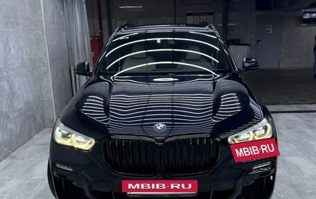 BMW X5, 2019 год, 5 800 000 рублей, 2 фотография
