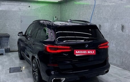 BMW X5, 2019 год, 5 800 000 рублей, 4 фотография