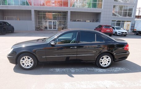 Mercedes-Benz E-Класс, 2004 год, 990 000 рублей, 11 фотография