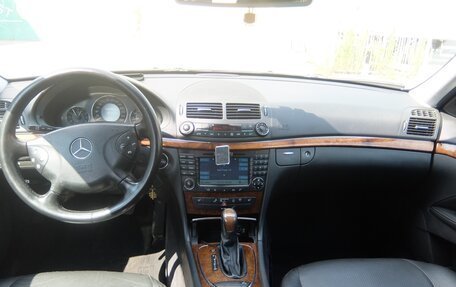 Mercedes-Benz E-Класс, 2004 год, 990 000 рублей, 14 фотография