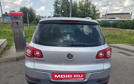 Volkswagen Tiguan I, 2010 год, 740 000 рублей, 4 фотография