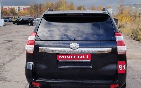 Toyota Land Cruiser Prado 150 рестайлинг 2, 2015 год, 3 900 000 рублей, 3 фотография