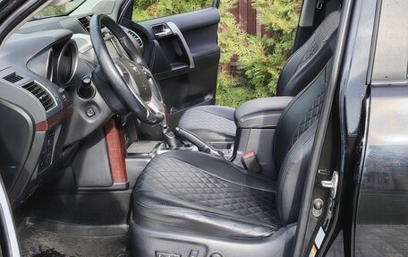 Toyota Land Cruiser Prado 150 рестайлинг 2, 2015 год, 3 900 000 рублей, 12 фотография