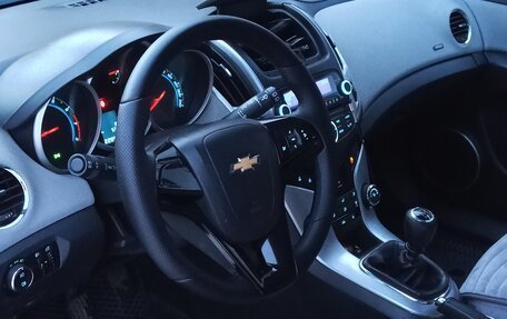 Chevrolet Cruze II, 2013 год, 727 000 рублей, 7 фотография