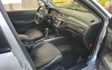 Mitsubishi Lancer IX, 2006 год, 320 000 рублей, 14 фотография
