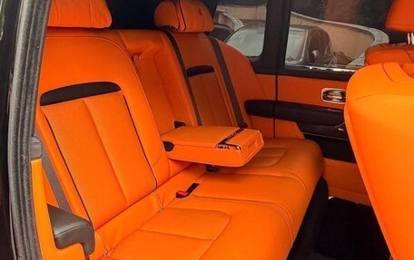 Rolls-Royce Cullinan, 2023 год, 34 500 000 рублей, 5 фотография