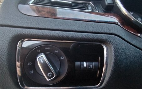 Skoda Superb III рестайлинг, 2012 год, 1 100 000 рублей, 8 фотография