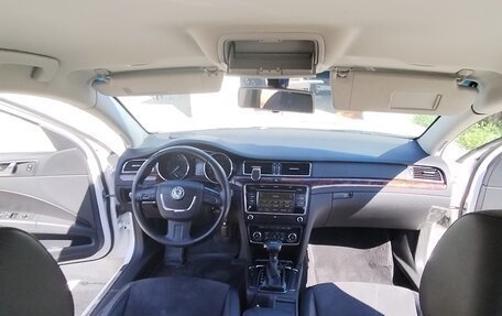 Skoda Superb III рестайлинг, 2012 год, 1 100 000 рублей, 32 фотография