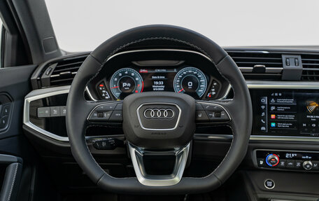 Audi Q3, 2026 год, 4 000 000 рублей, 13 фотография