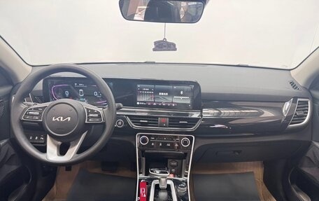KIA Seltos I, 2023 год, 1 838 000 рублей, 8 фотография