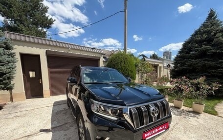 Toyota Land Cruiser Prado 150 рестайлинг 2, 2019 год, 5 890 000 рублей, 6 фотография