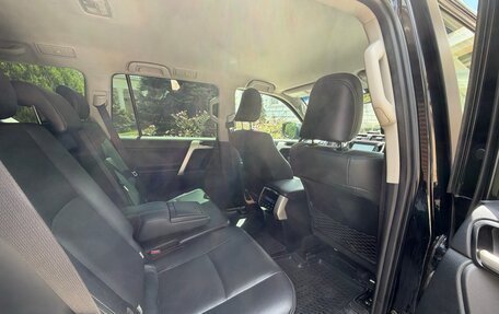 Toyota Land Cruiser Prado 150 рестайлинг 2, 2019 год, 5 890 000 рублей, 15 фотография