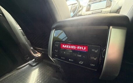 Toyota Land Cruiser Prado 150 рестайлинг 2, 2019 год, 5 890 000 рублей, 13 фотография