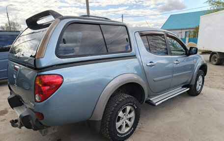 Mitsubishi L200 IV рестайлинг, 2008 год, 1 000 000 рублей, 2 фотография