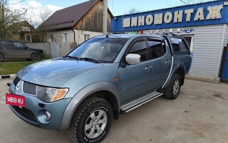 Mitsubishi L200 IV рестайлинг, 2008 год, 1 000 000 рублей, 4 фотография