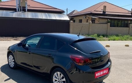 Opel Astra J, 2011 год, 680 000 рублей, 8 фотография